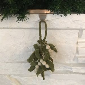 2 NWOT RARE West Elm felt mistletoe
